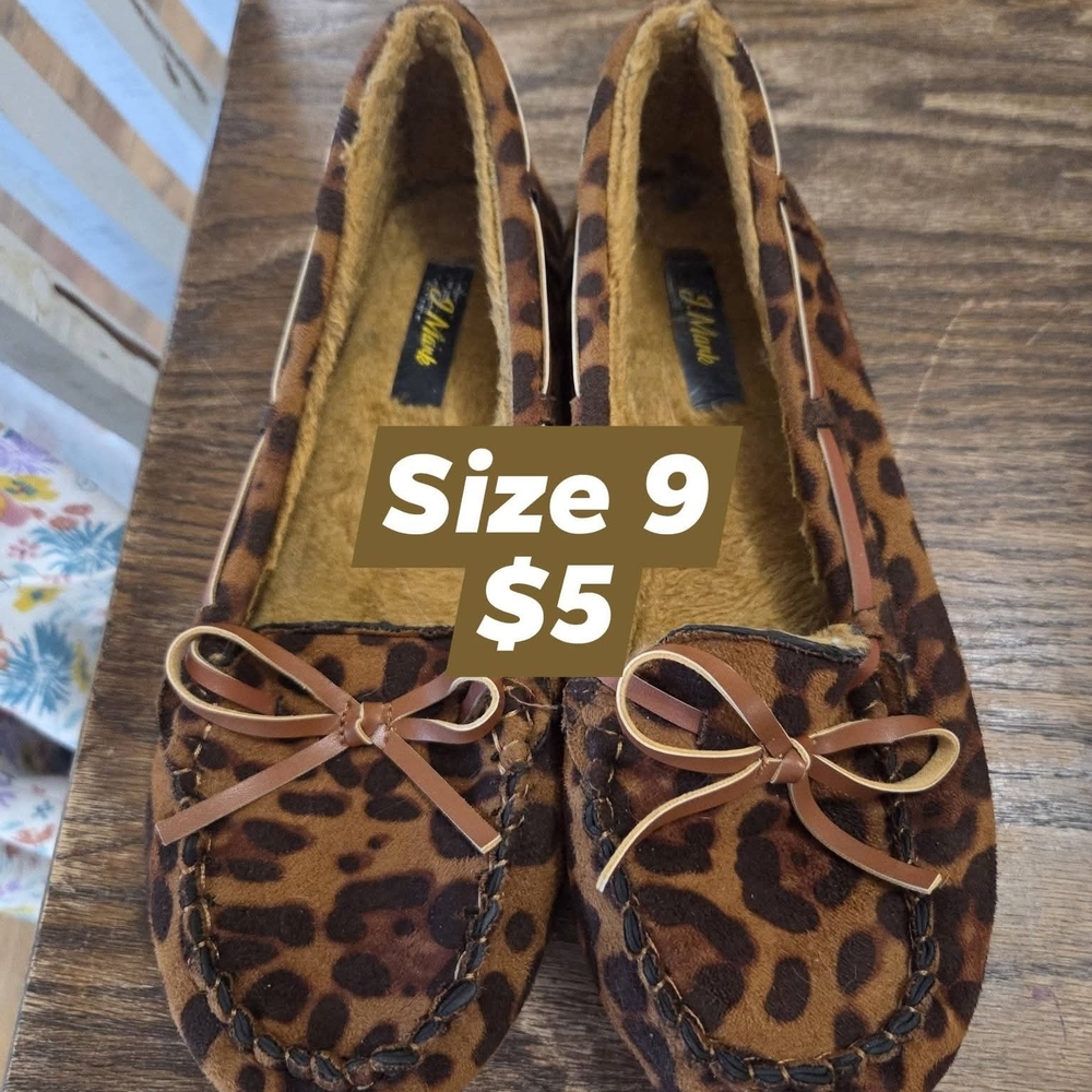 Leopard Print Moccasins with Bow